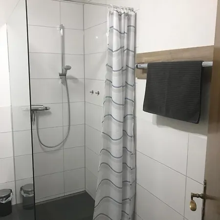 Monteurzimmer Διαμέρισμα *